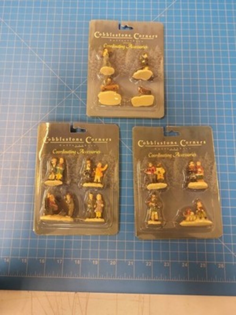 Cobblestone Corners Collectibles Coordinating Accessories Set 3 Village Figures